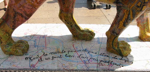 N°01, détail 2 
 - José ARCÉ - Place de la Comédie - Lyon 1er