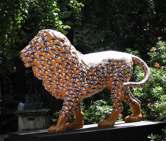 N°07, vue 1 
 - Hervé DI ROSA - Jardin du Musée des Beaux-Arts Place des Terreaux - Lyon 1er
