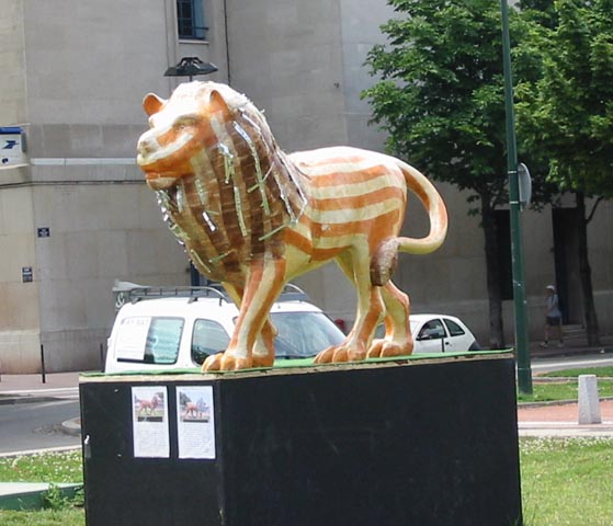 N°19, vue 1 
 - Françoise GRANGER - Place Antonin Poncet (sommet de lembarcadère) - Lyon 2e
