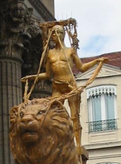 N°33, détail 1 
 - Bachir HADJI - Palais de justice (quai Romain Rolland) - Lyon 5e