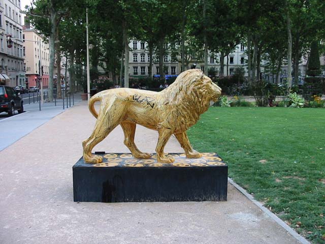 N°45, vue 1 
 - Alain POUILLET - Place Lyautey - Lyon 6e
