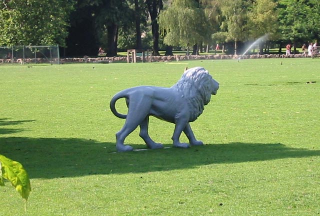 N°49, vue 3 
 - Markus STRIEDER - Parc de la Tte dOr (Parc des daims) - Lyon 6e